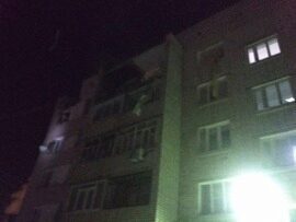 В Волгограде при взрыве бытового газа в пятиэтажке погибла женщина. Дом треснул