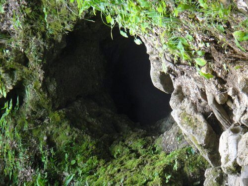 Археологи нашли в Крыму карстовую пещеру