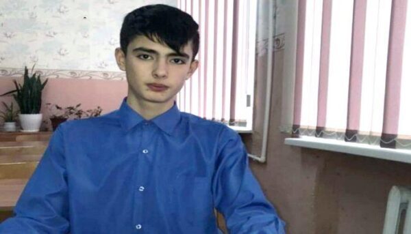 Астраханский школьник спас провалившегося под лёд мальчика, рискуя своей жизнью