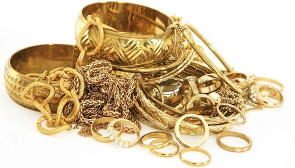 Как золото и золотые украшения влияют на человека: кому можно их носить