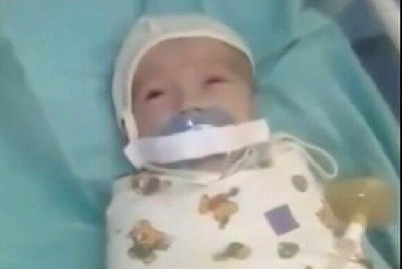 Младенцу заклеили рот в больнице Ингушетии и сняли это на видео