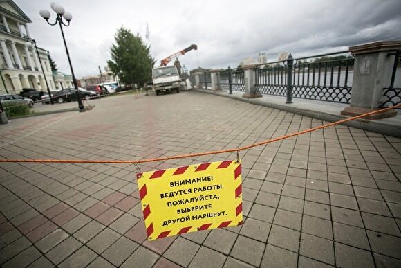 Набережную реки Исеть в центре Екатеринбурга не откроют для пешеходов до лета