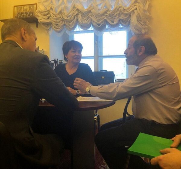 Оппозиционного петербургского депутата заподозрили в поддержке «Газпрома»