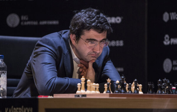 Последний российский чемпион мира по шахматам завершил карьеру