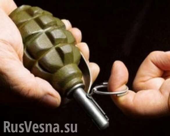В Донецке полицейские задержали мужчину, угрожавшего взорвать гранату в многоэтажке