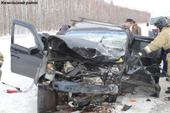В Челябинской области в лобовом ДТП один человек погиб, трое попали в больницу