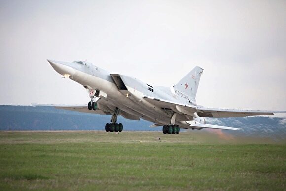 В Мурманской области разбился бомбардировщик Ту-22