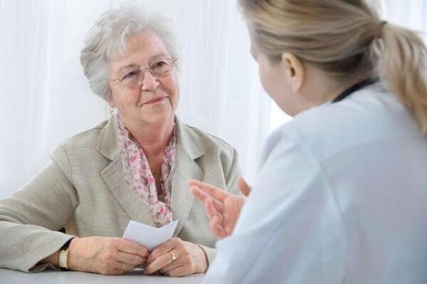 5 главных мифов о здоровье пожилых людей развенчал терапевт