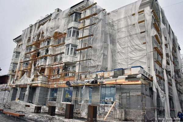 Более 500 семей получат новое жилье в Екатеринбурге взамен ветхого до 2020 года