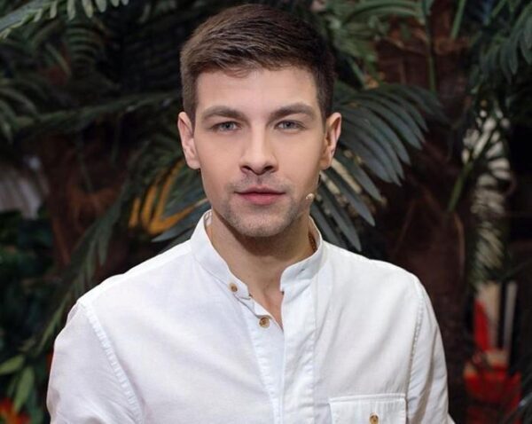 Дмитрий Дмитренко может уехать на гастроли с экс-участником «Дома-2»