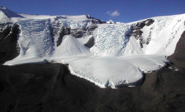Инопланетяне ни при чем: в Антарктиде обнаружен объект под ледником, угрожающий миллионам людей