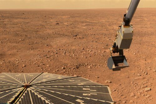 Марсоход изучает чилийскую пустыню перед полетом на Марс