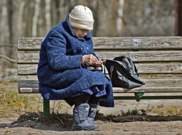 Меньше половины жителей России собираются в старости жить на пенсию