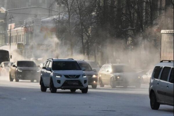 На замерзающем Среднем Урале объявлено предупреждение о смоге