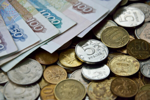 Сбербанк предсказал рублю печальную «судьбу»