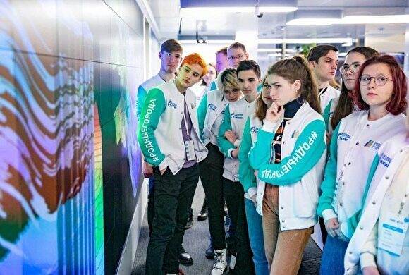 Школьники из ХМАО получили главные награды в конкурсе «Газпром нефти»