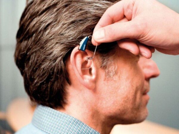 Ухудшение слуха может предвещать деменцию у мужчин