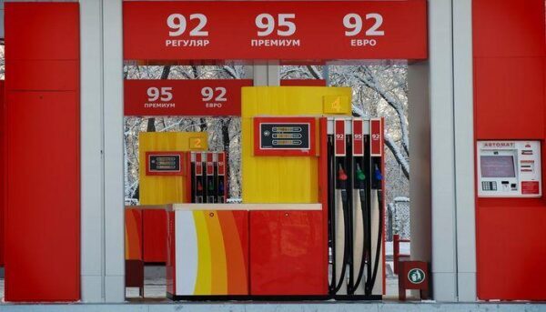 В России назвали регионы с доступными ценами на бензин