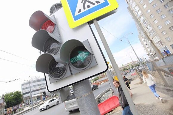 В Екатеринбурге тестируют «умные» светофоры, отдающие преимущество автобусам
