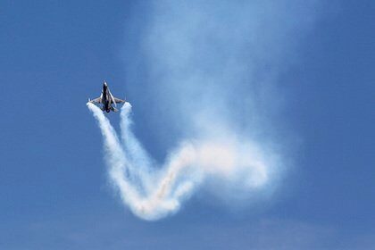 Индия сбила пакистанский истребитель F-16 своим МиГ-21