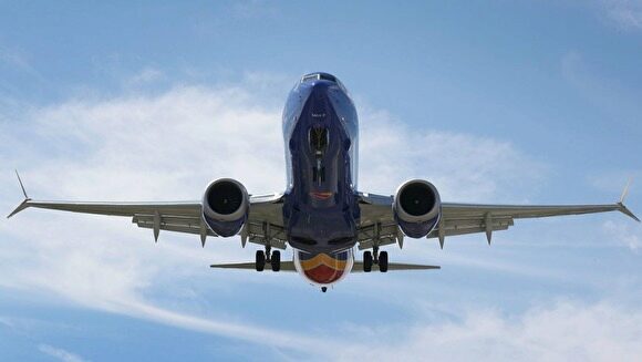 Корпорация Boeing поддержала решение приостановить полеты всех 737 Мах