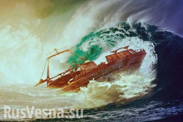 «Лежит, пристёгнутый к лодке»: знаменитый российский путешественник попал в жуткий шторм у берегов Южной Америки