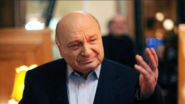 Михаил Жванецкий отмечает 85-летний юбилей