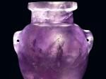 На торги аукциона «Кристис» выставлена невозможная древняя ваза