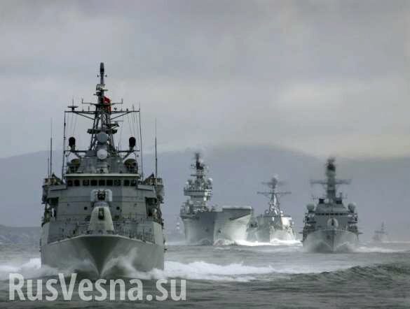 Появились кадры прохода кораблей НАТО через Босфор (ВИДЕО)