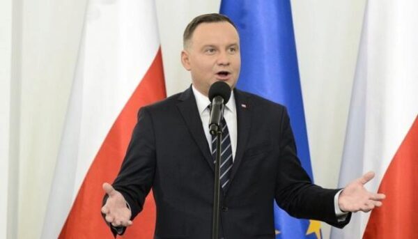 Президент Польши и генсек НАТО обсудили в Варшаве поддержку Украины