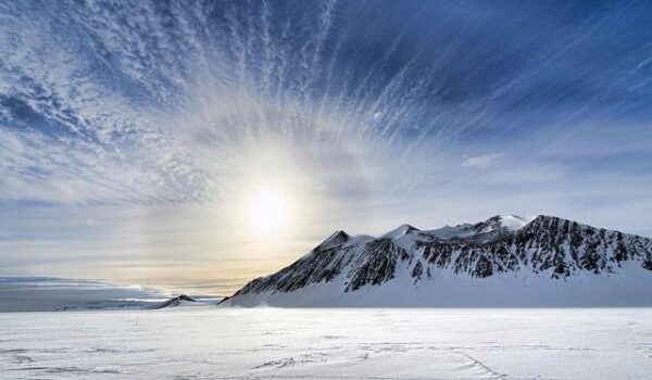 В Антарктиде обнаружена самая древняя гиганская пирамида, которую создали инопланетяне