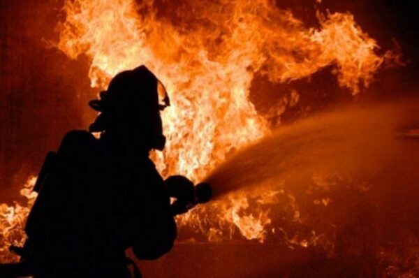 В Дагестане жуткий пожар: одновременно горят шесть домов