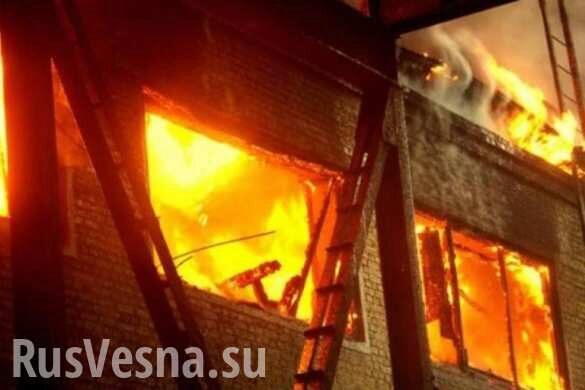В киевской многоэтажке прогремел мощный взрыв (ВИДЕО)