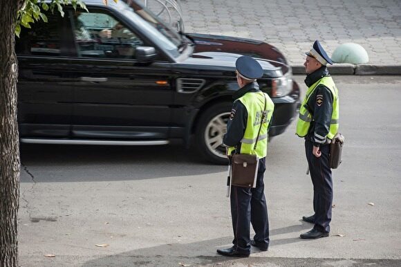 В Москве таксист без прав сбил сотрудника ДПС