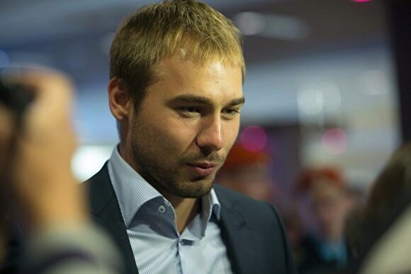 Антон Шипулин занял 100 место в лыжной гонке, ради которой прервал кампанию в Госдуму