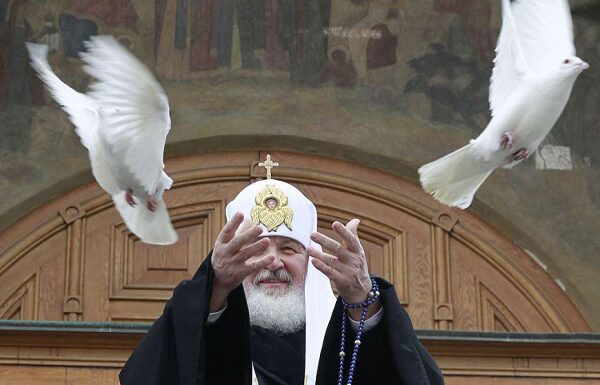 Благовещение 7 апреля празднуют православные,  в РПЦ рассказали о великом празднике