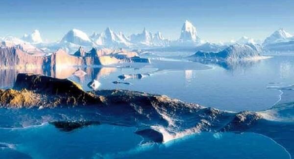 Инопланетяне уничтожили огромную гору в Антарктиде, потерпев крушение