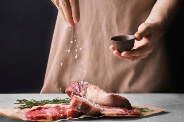 Какие продукты могут заменить мясо, рассказали диетологи