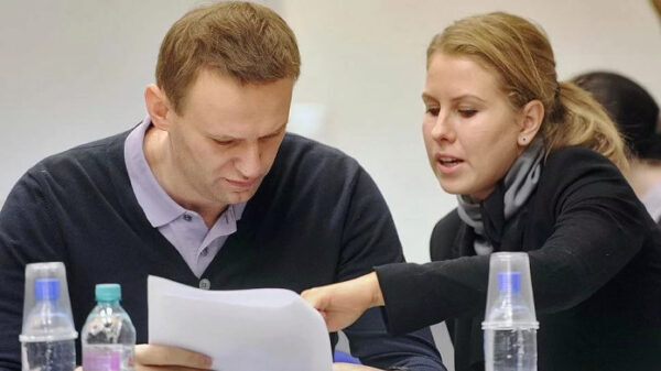 Компания «Московский школьник» решила получить с Навального, Соболь и ФБК крупную компенсацию