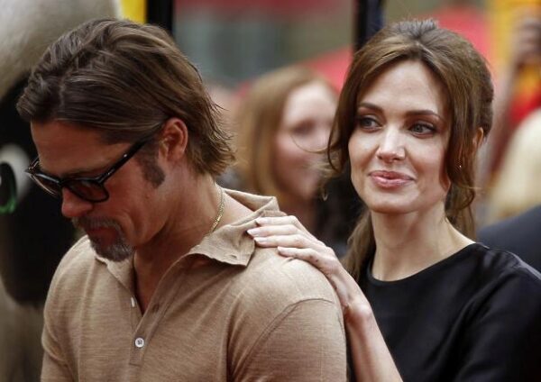 Официальный развод Джоли и Пита состоялся