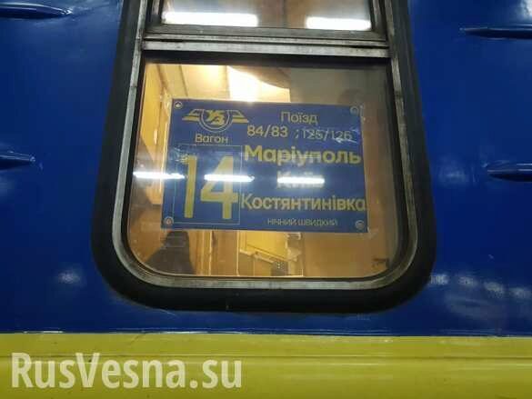 «Остаться в живых»: в поезде «Укрзализныци» оторвалась полка (ФОТО, ВИДЕО)