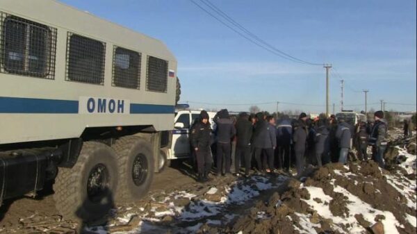 Полиция выдворила с Урала свыше 20 нелегальных мигрантов (фото)