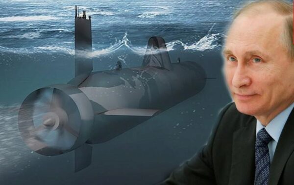Путин проследил за спуском первой подлодки-носителя "Посейдона" на воду