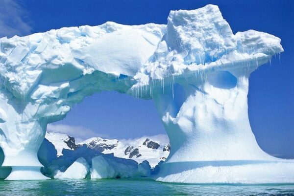 В Антарктиде разгадана очередная тайна: ученые раскрыли причину появления аномальной полыньи