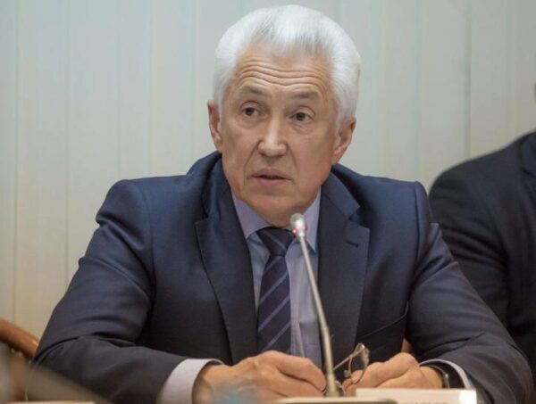 В Дагестане пропадает 35% поставляемого газа, заявил Владимир Васильев