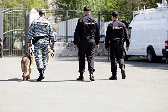 Житель Петербурга пострадал при взрыве мины