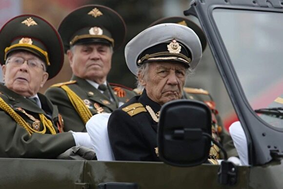 Больше половины россиян считают, что День Победы нужно отмечать заботой о ветеранах