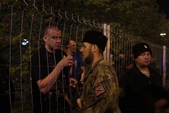 Что происходит в Екатеринбурге после стихийной акции защитников сквера. Фоторепортаж