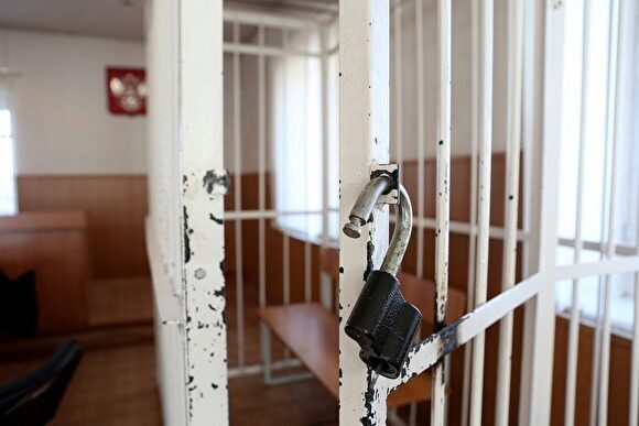 Дело приятелей, устроивших стрельбу из автомата у кафе в Березовском, передано в суд