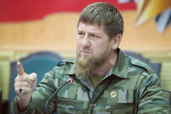 Кадыров опроверг информацию об обстреле боевиками конвоя российских силовиков